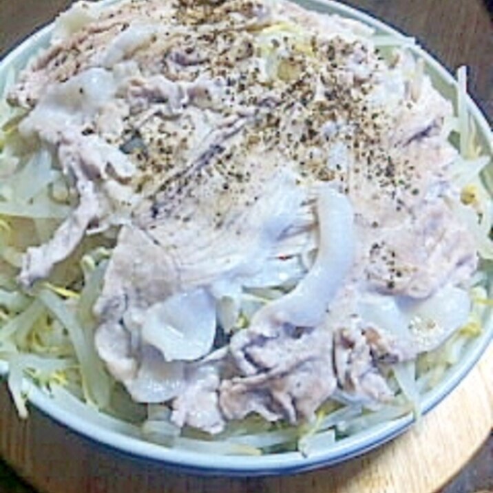 料理下手が作る もやしと豚の蒸し物 レシピ 作り方 By ミハイル064 楽天レシピ 料理下手が作る もやしと豚の蒸し物 レシピ 作り方 By ミハイル064 楽天レシピ